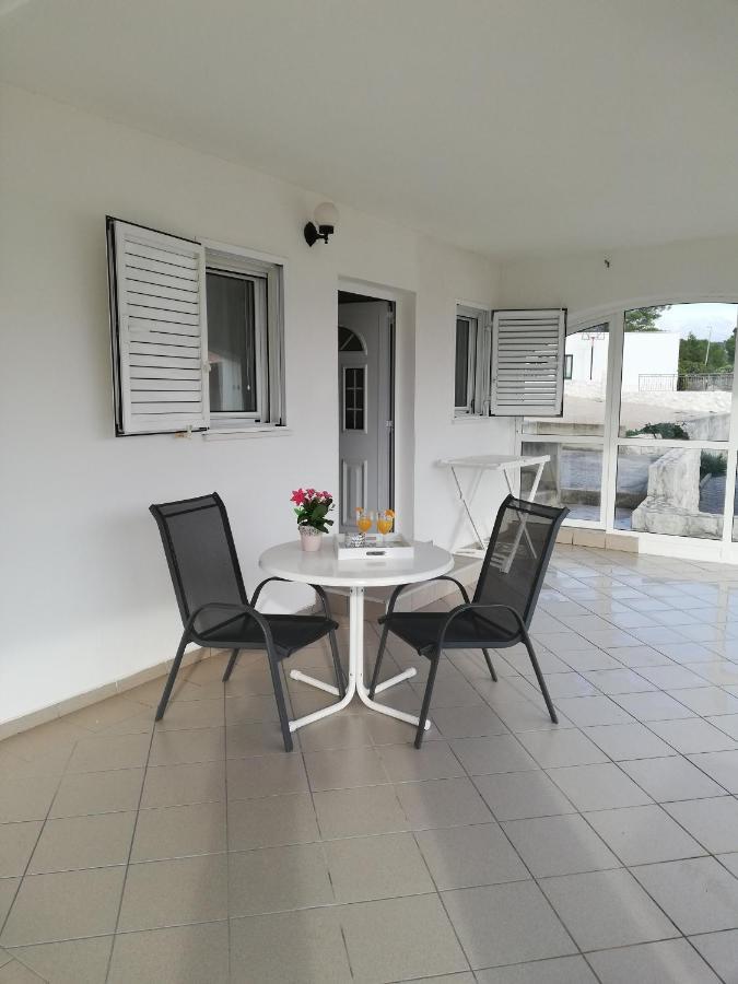 פרימוסטן Apartmani Slavka מראה חיצוני תמונה